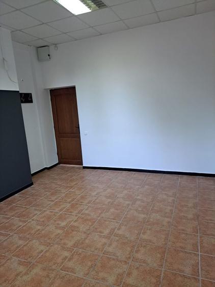 Spațiu comercial, de 59 mp, în Buda