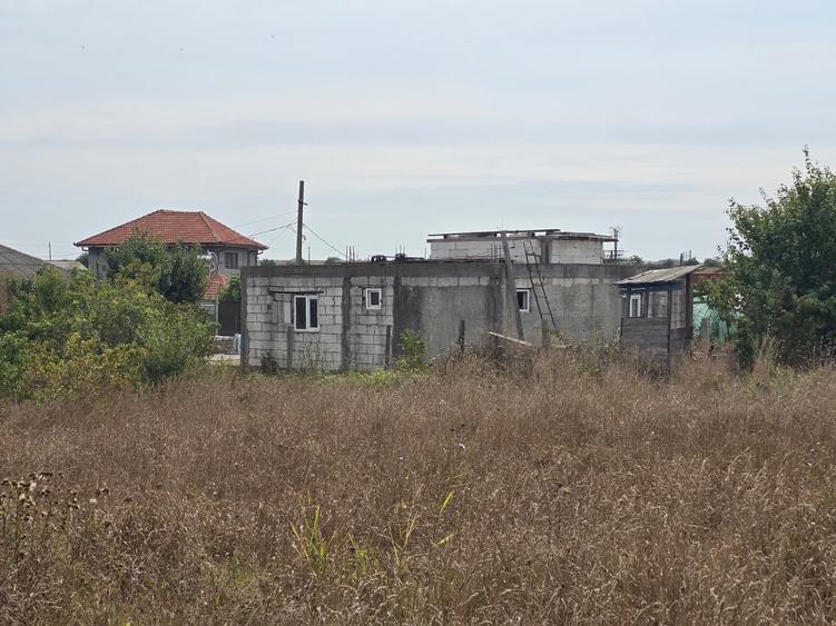 Teren Construcții intravilan de 800 mp, în Agigea