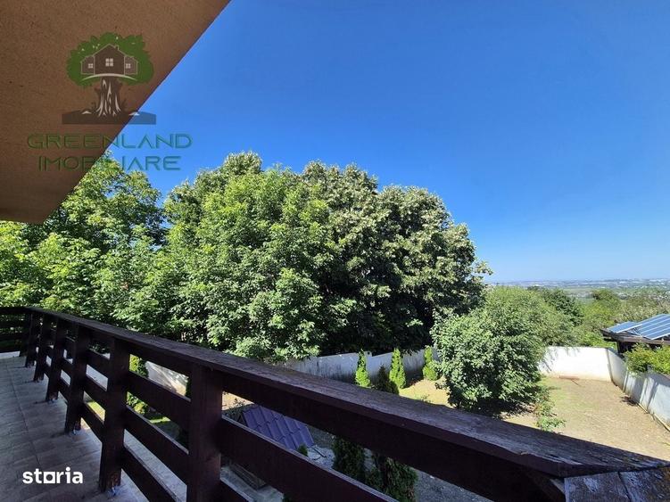 Casă cu 3 camere în Bucium