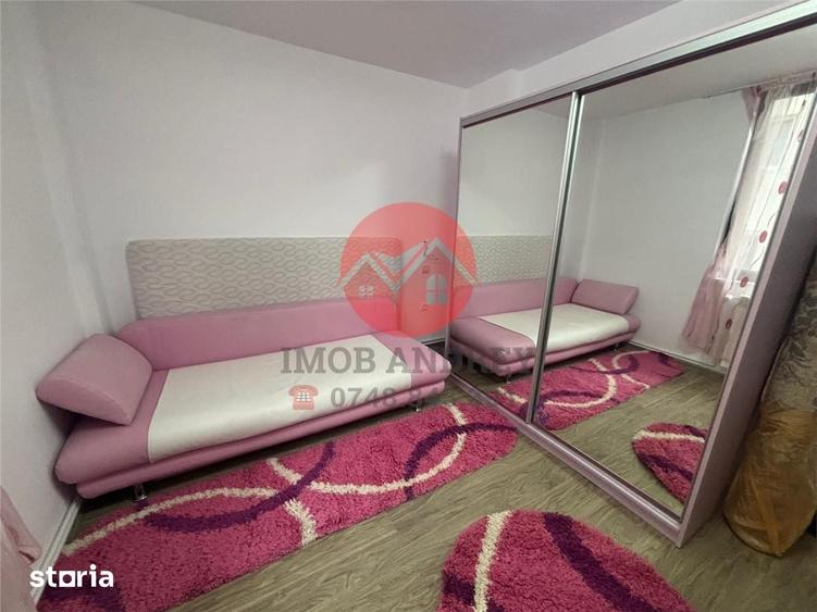 Apartament cu 2 camere decomandat în Vest