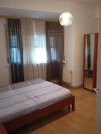 Apartament cu 3 camere circular în Moșilor
