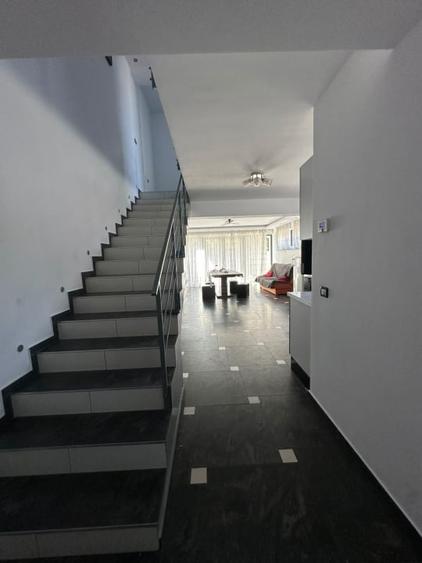 Casă individuală cu 4 camere cu Canalizare în Orașul Vechi