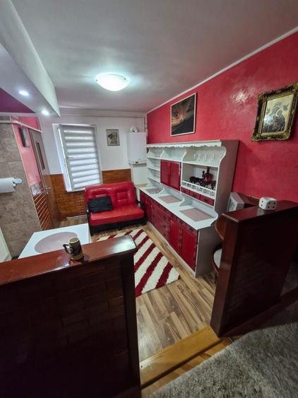 Unirii - Inchiriere apartament 2 camere - etaj I - bloc izolat - 3
