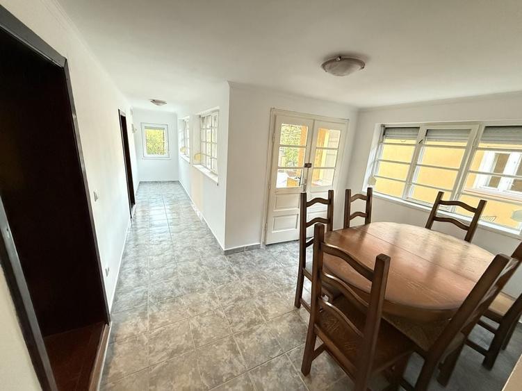 Casă cu 4 camere cu Teren 3300 Mp în Bălaia