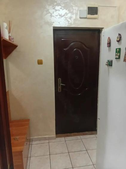 Apartament cu 2 camere nedecomandat în Obor
