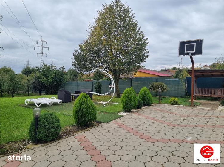 Casă cu 6 camere cu Teren 2200 Mp în Sâncraiu de Mureș