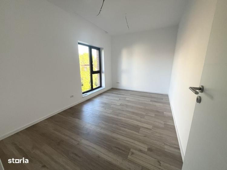 Casă cu 4 camere în Ghiroda