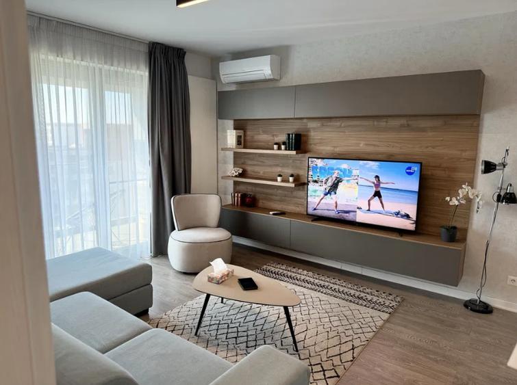 Apartament cu 2 camere semidecomandat în Aviației