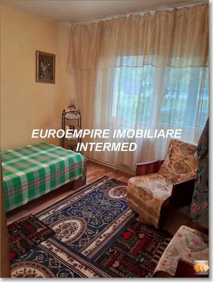 Apartament cu 2 camere semidecomandat în Poarta 6