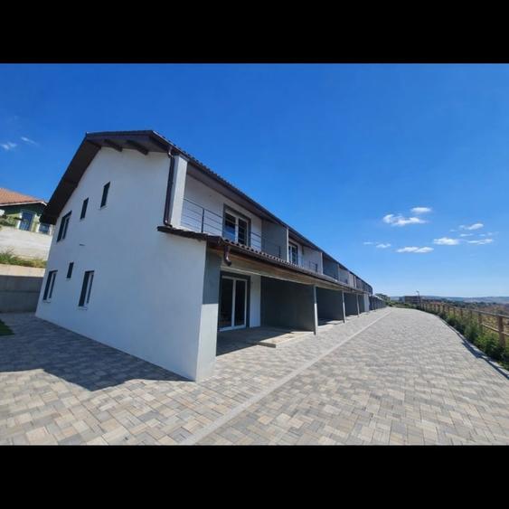 Apartament cu 3 camere decomandat în Cetate
