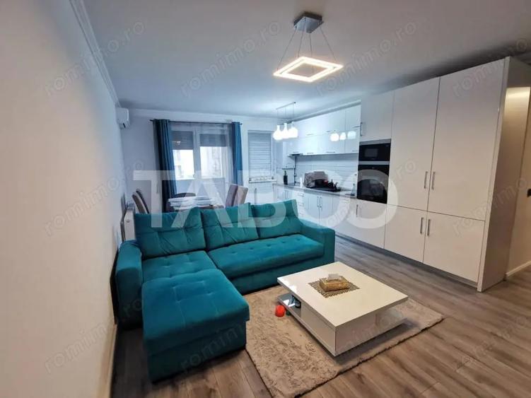 Apartament cu 3 camere decomandat, mobilat în Lupeni