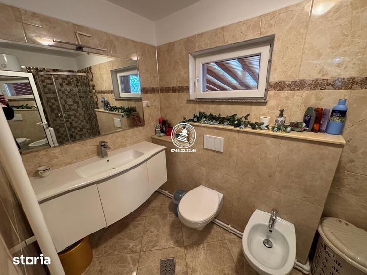Casă cu 3 camere cu Teren 496 Mp în Tomești