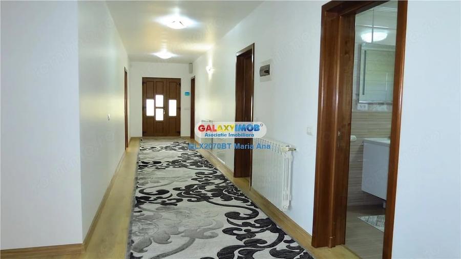 Casă cu Teren 10000 Mp în Central