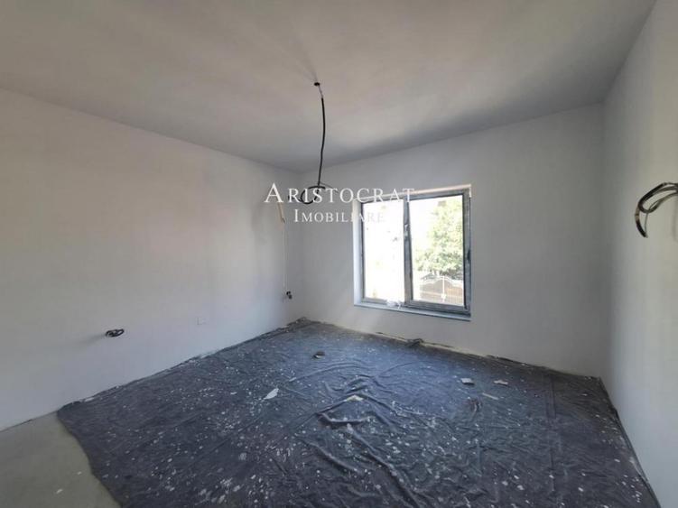 Casă cu 3 camere cu Teren 200 Mp în Corbeanca