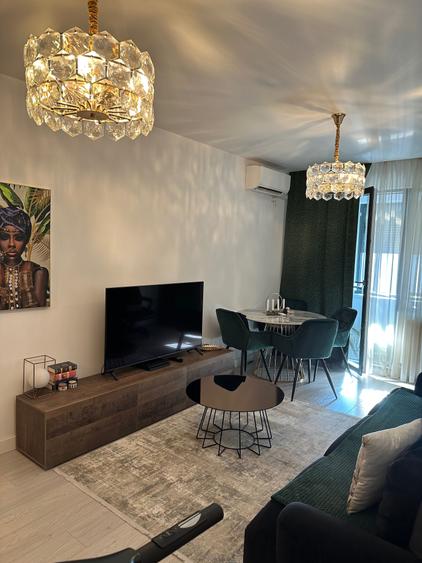 Apartament cu 2 camere decomandat în Exterior Vest