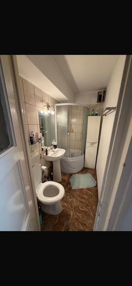 Apartament cu 2 camere semidecomandat, mobilat în Ștefan cel Mare