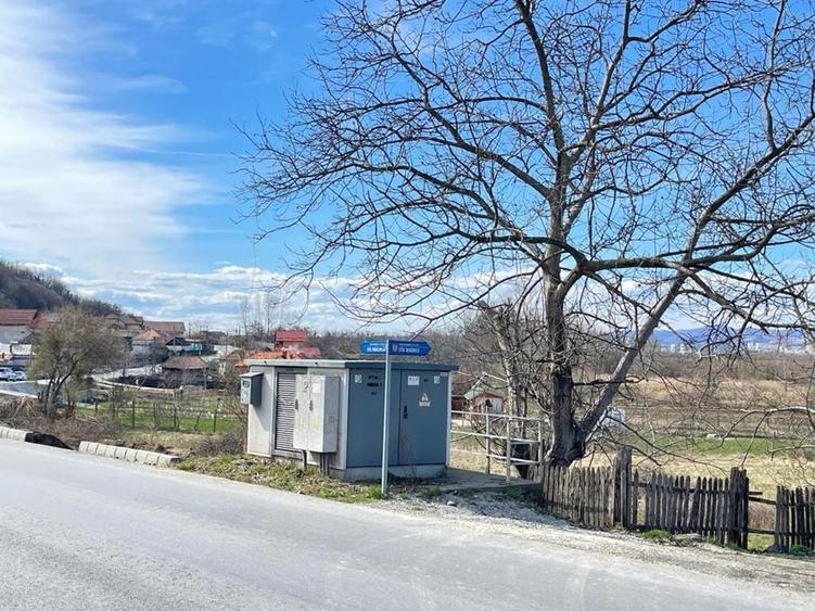 Teren de 2887 mp, în Barza