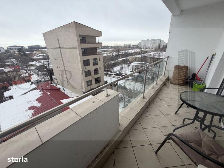 Apartament cu 2 camere decomandat, mobilat în Pajura