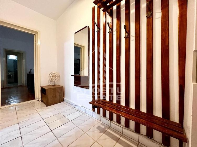 Apartament cu 2 camere semidecomandat, mobilat în Circumvalațiunii