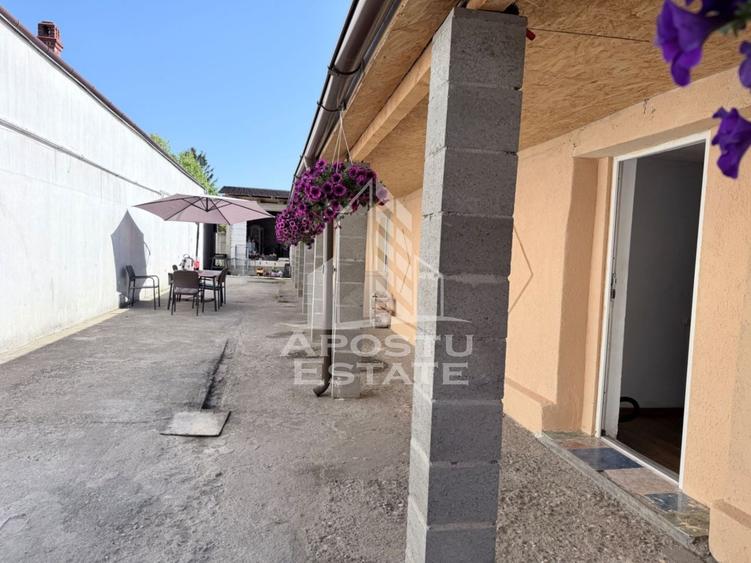 Casă individuală cu 4 camere cu Canalizare în Fratelia