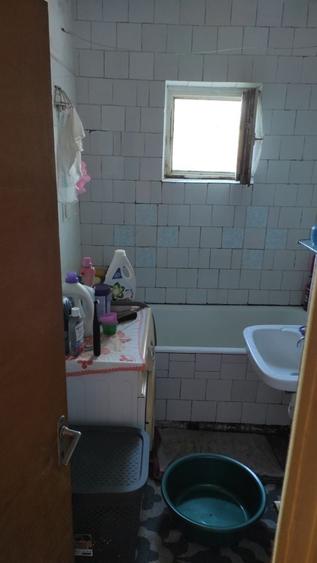 Apartament cu 2 camere decomandat în Berceni
