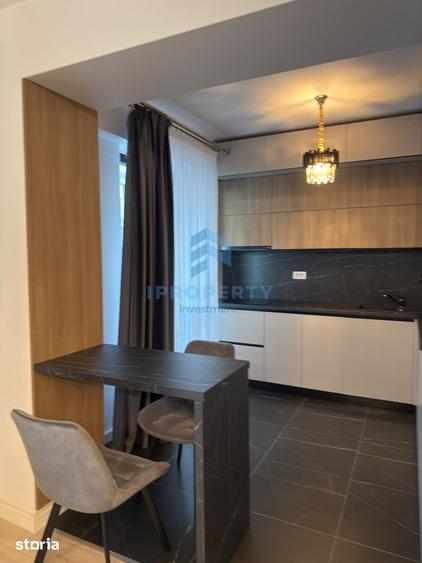Apartament cu 3 camere decomandat în Sisești
