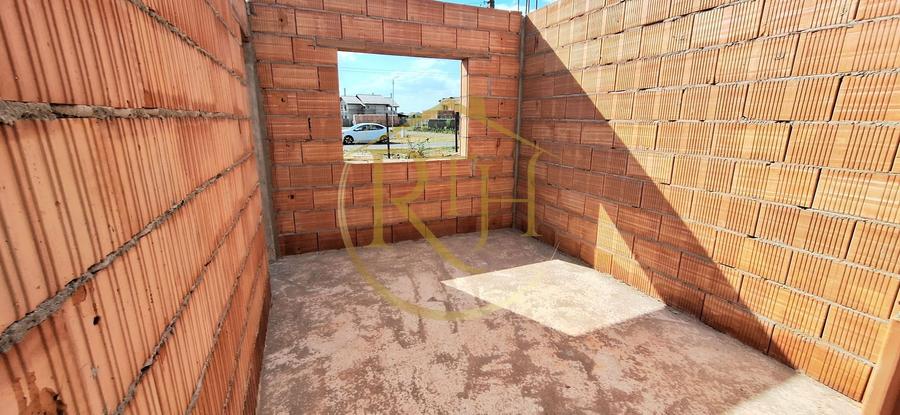 Duplex cu 3 camere cu Canalizare în Giroc