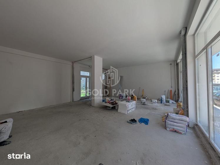 Spațiu comercial, de 140 mp, în Florești