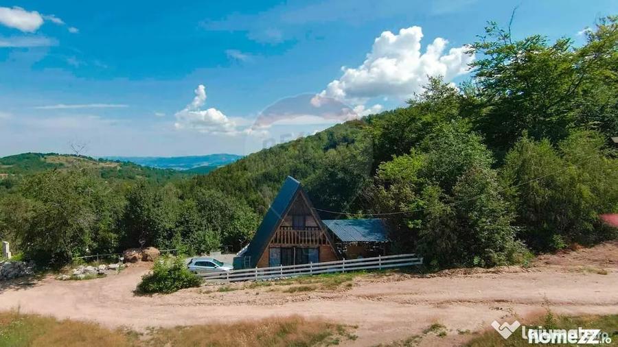 Casă cu 4 camere cu Teren 1003 Mp în Damiș