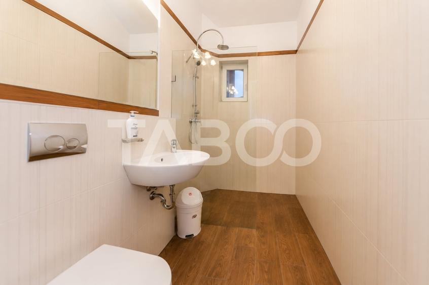 Apartament cu 4 camere decomandat, mobilat în Calea Dumbrăvii