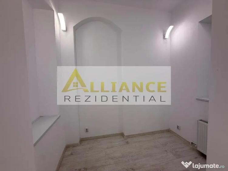 Apartament cu 2 camere decomandat în Centrul Istoric