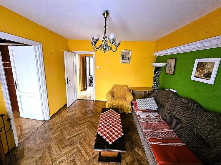 Apartament cu 2 camere semidecomandat în Universitate