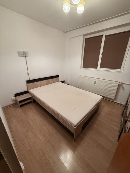 Apartament cu 2 camere decomandat în Drumul Taberei