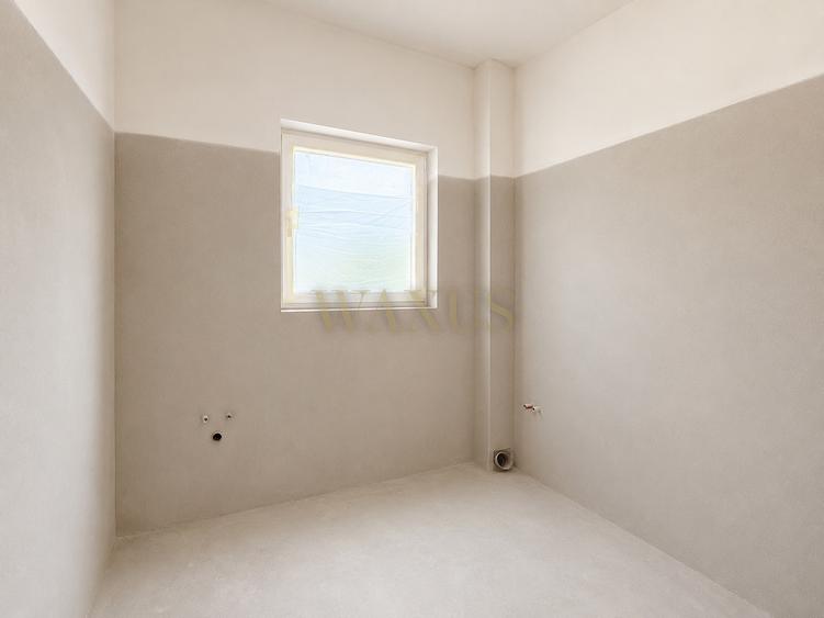 Duplex cu 6 camere cu Canalizare în Chinteni