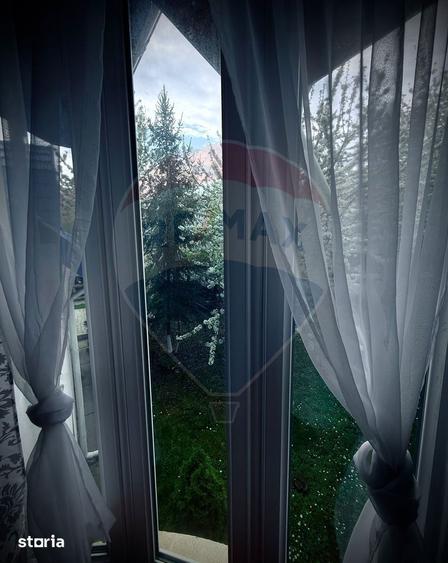 Casă cu 4 camere cu Teren 700 Mp în Bucium