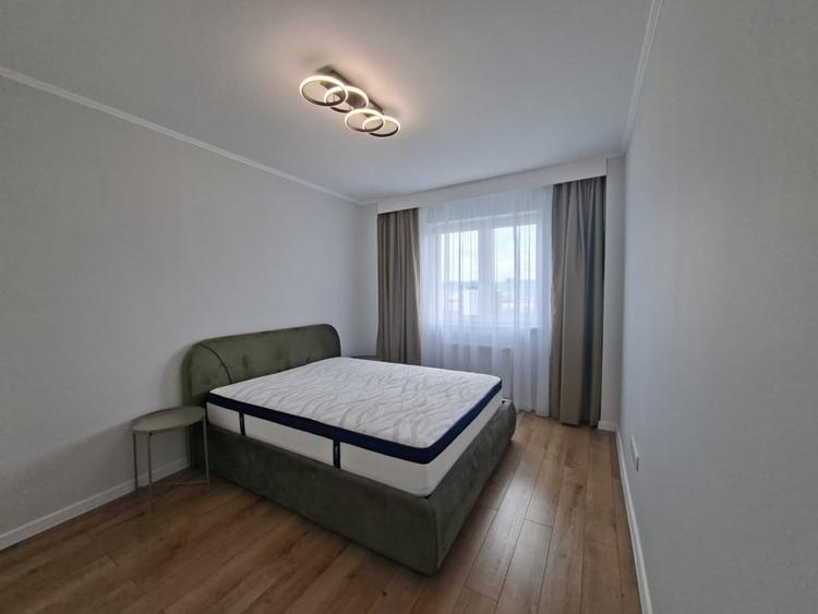 Apartament cu 3 camere decomandat, mobilat în Șelimbăr