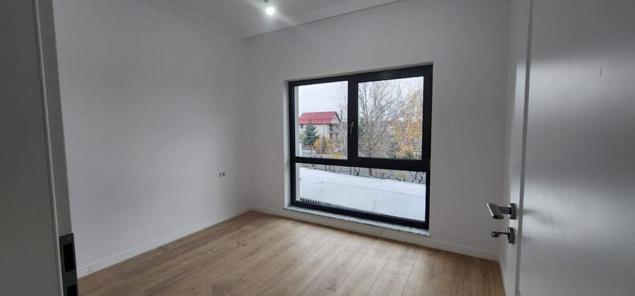 Casă individuală cu 4 camere cu Canalizare în Miroslava