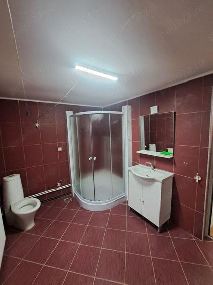 Casă cu 5 camere în Păcurari