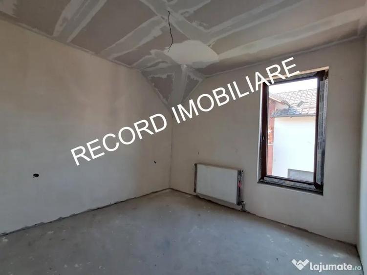 Casă cu 4 camere cu Teren 300 Mp în Apahida