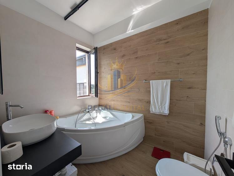 Casă cu 4 camere cu Teren 250 Mp în Băneasa