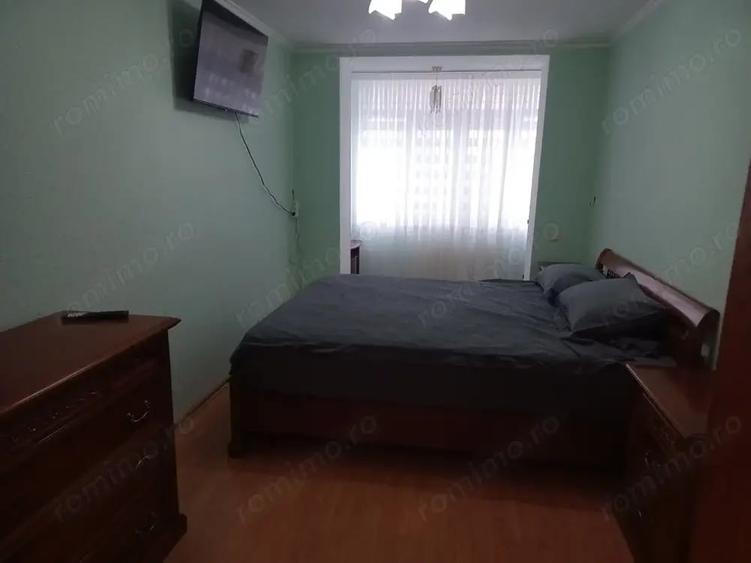 Apartament cu 2 camere semidecomandat în Titulescu