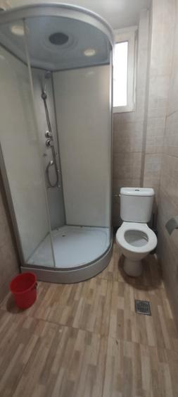 Apartament cu 3 camere semidecomandat în Calea Victoriei