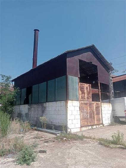 Spațiu comercial, de 664 mp, în Dăești