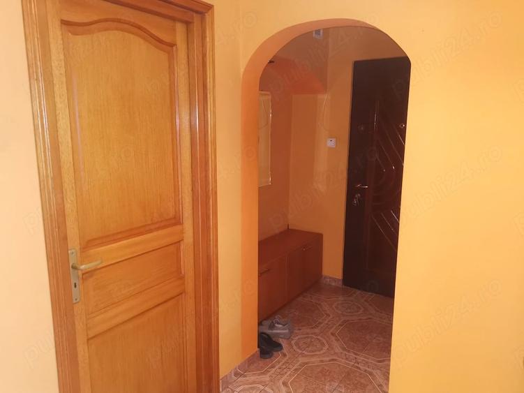 Apartament cu 2 camere decomandat în Drumul Găzarului