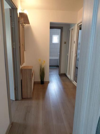 Apartament cu 2 camere decomandat în Mazepa 2