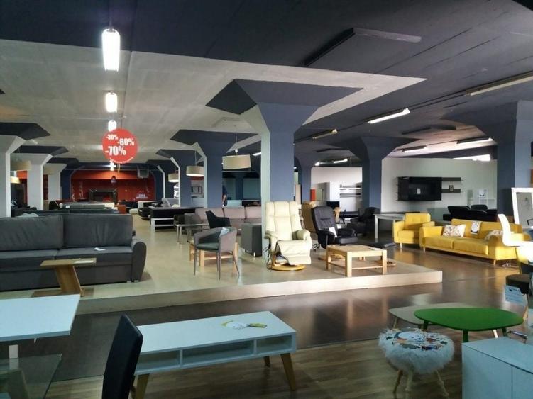 Spațiu comercial, de 1,000 mp, în Gheorghe Doja