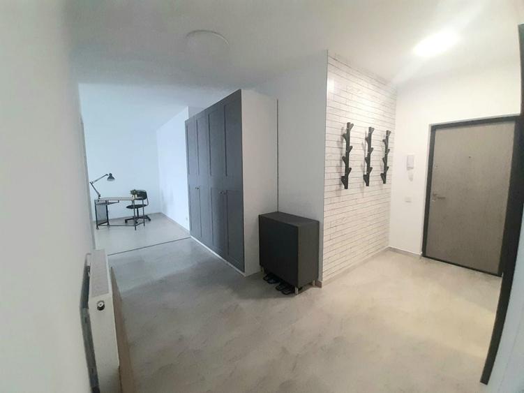 Apartament cu 2 camere decomandat în Drumul Taberei