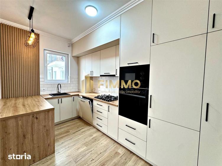 Apartament cu 3 camere decomandat, mobilat în Central