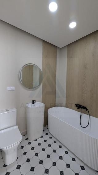 Apartament cu 4 camere decomandat, mobilat în Lazaret