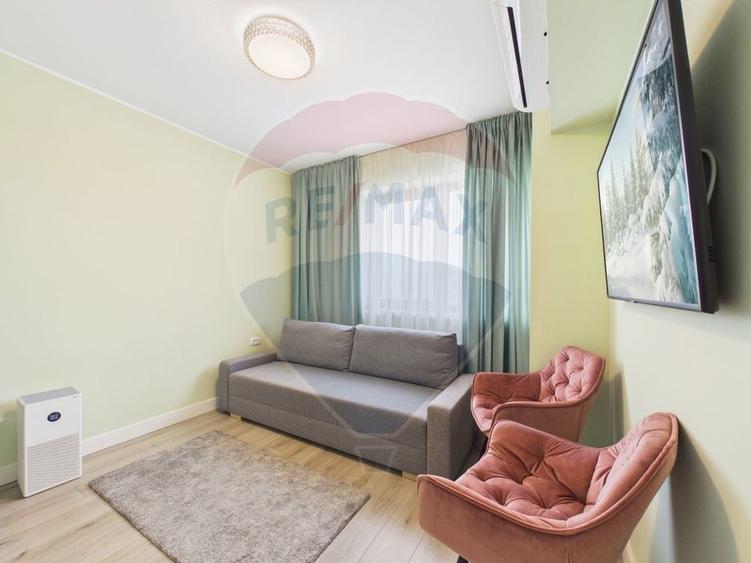 Apartament cu 3 camere semidecomandat, mobilat în Aviației